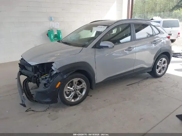 KM8K6CAB9NU920584 2022 HYUNDAI KONA - Image 2