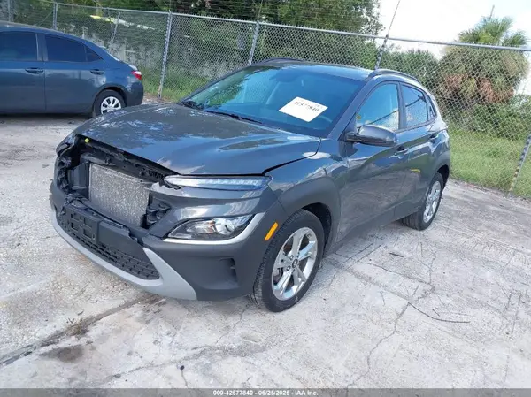 KM8K6CAB9PU020755 2023 HYUNDAI KONA - Image 2