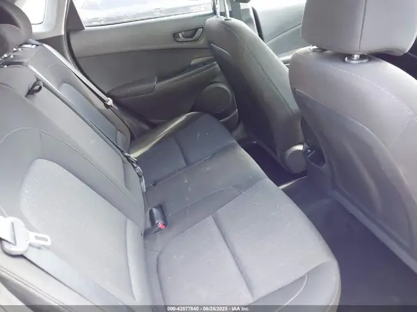 KM8K6CAB9PU020755 2023 HYUNDAI KONA - Image 8
