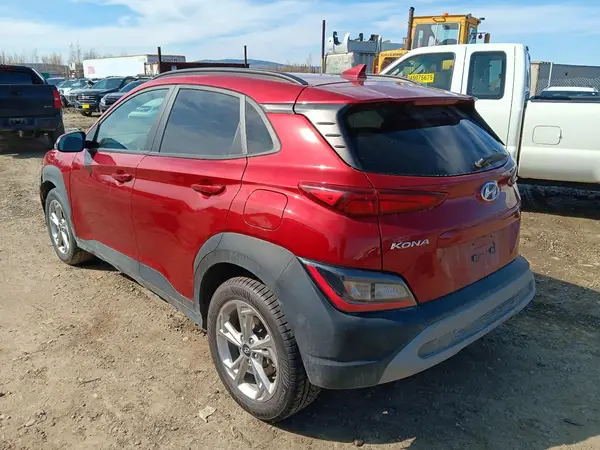 KM8K6CAB9PU021579 2023 HYUNDAI KONA - Image 2