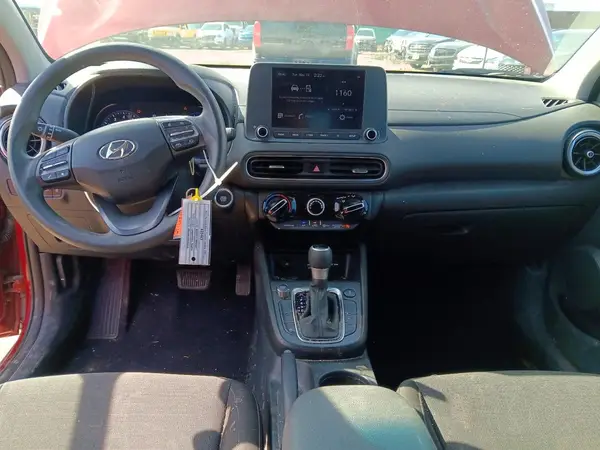 KM8K6CAB9PU021579 2023 HYUNDAI KONA - Image 8