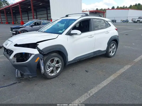 KM8K6CAB9PU054291 2023 HYUNDAI KONA - Image 2