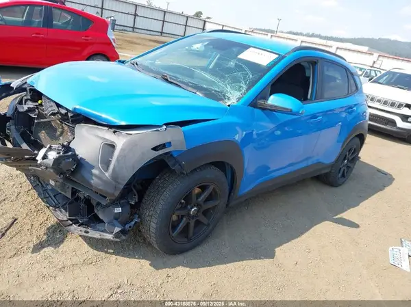 KM8K6CAB9PU950042 2023 HYUNDAI KONA - Image 2