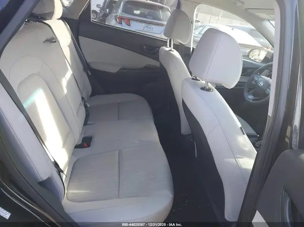 KM8K6CAB9PU964250 2023 HYUNDAI KONA - Image 8