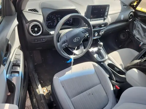 KM8K6CAB9PU966810 2023 HYUNDAI KONA - Image 8