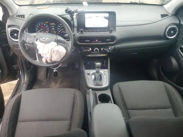 KM8K6CABXNU805623 2022 HYUNDAI KONA - Image 8