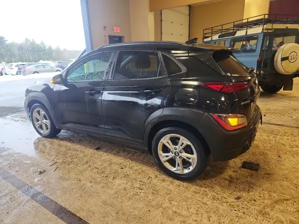 KM8K6CABXNU839562 2022 HYUNDAI KONA - Image 2