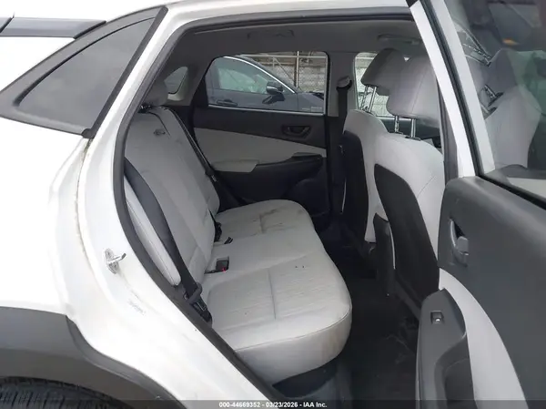 KM8K6CABXNU849976 2022 HYUNDAI KONA - Image 8