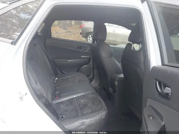 KM8KH3AC1NU001472 2022 HYUNDAI KONA - Image 8
