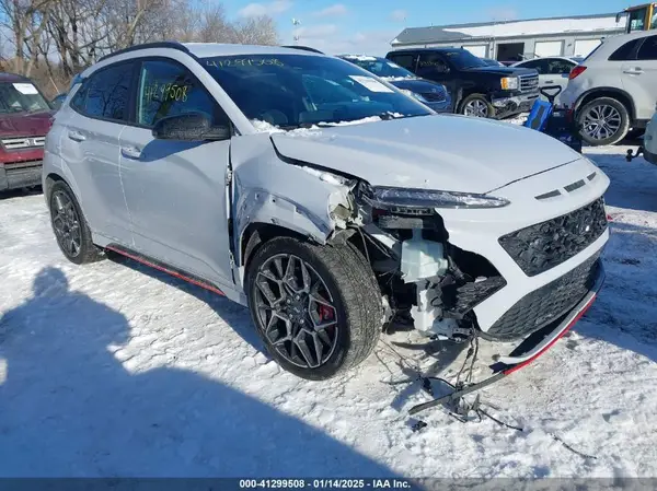 KM8KH3AC1NU004372 2022 HYUNDAI KONA - Image 1