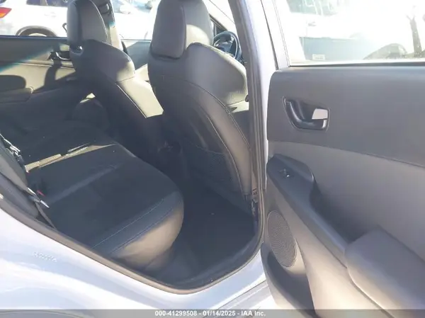 KM8KH3AC1NU004372 2022 HYUNDAI KONA - Image 8