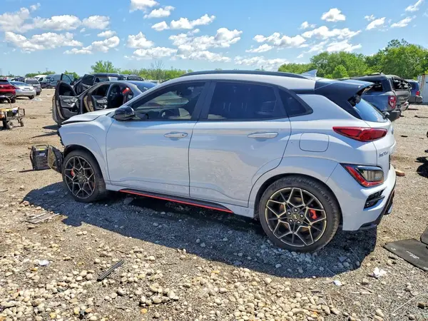 KM8KH3AC2NU004381 2022 HYUNDAI KONA - Image 2