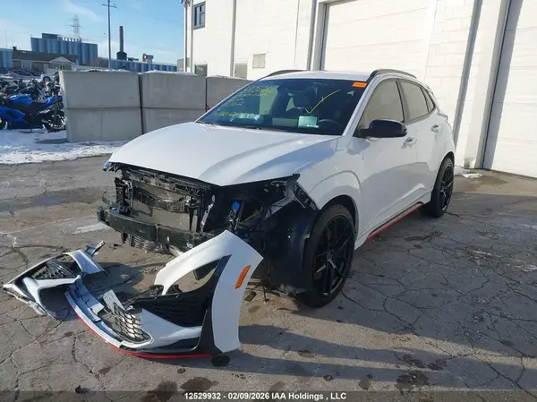 KM8KH3AC4PU011352 2023 HYUNDAI KONA - Image 2