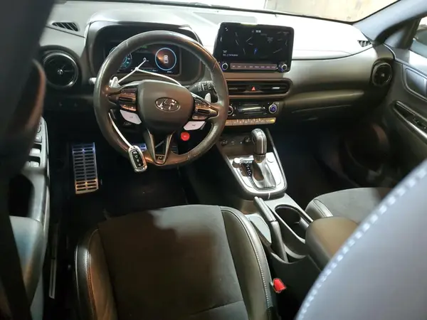 KM8KH3AC6NU004013 2022 HYUNDAI KONA - Image 8