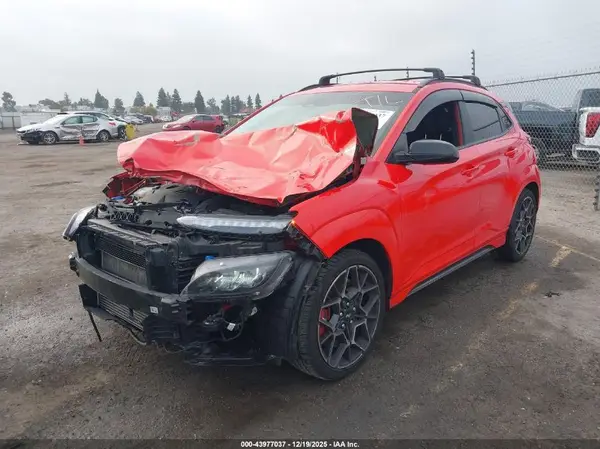 KM8KH3AC8NU002375 2022 HYUNDAI KONA - Image 2