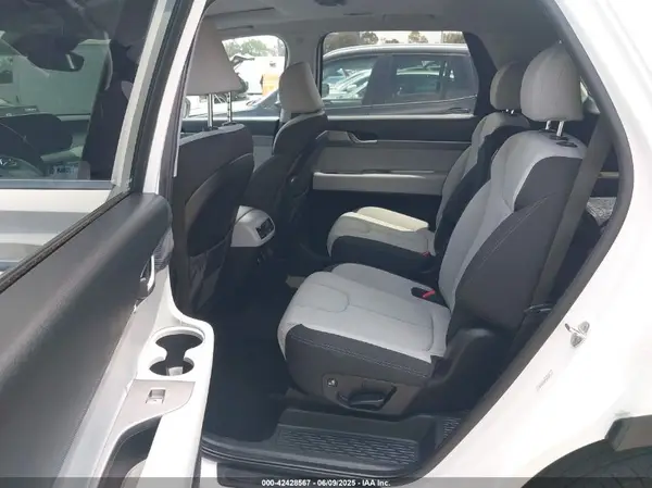 KM8R24HE0MU318235 2021 HYUNDAI PALISADE - Image 8
