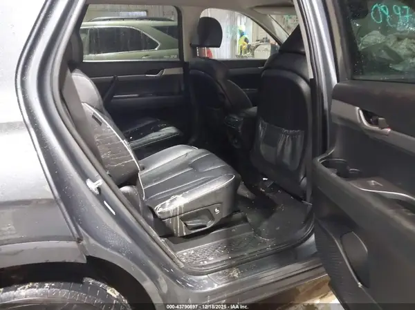 KM8R2DGE4PU574660 2023 HYUNDAI PALISADE - Image 8