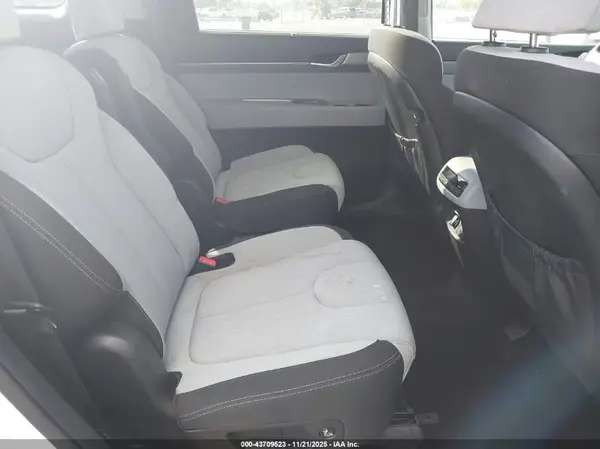 KM8R34HEXLU061435 2020 HYUNDAI PALISADE - Image 8