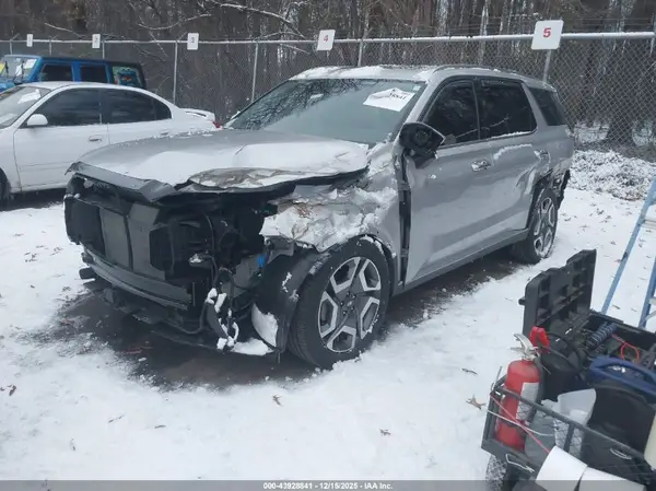 KM8R44GE2SU945057 2025 HYUNDAI PALISADE - Image 2