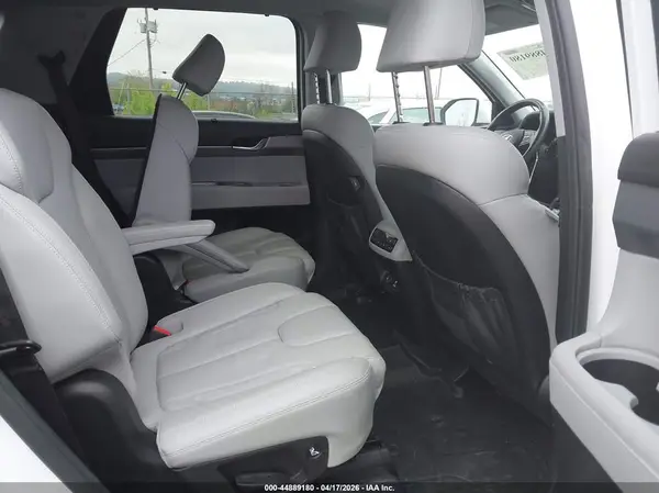 KM8R4DHE5MUTT5445 2021 HYUNDAI PALISADE - Image 8