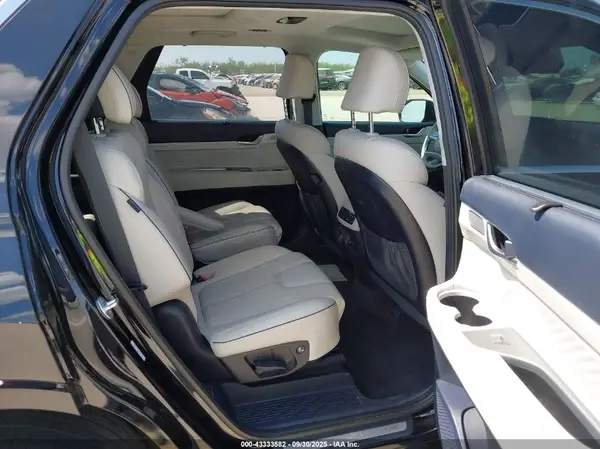 KM8R74GE2PU561164 2023 HYUNDAI PALISADE - Image 8