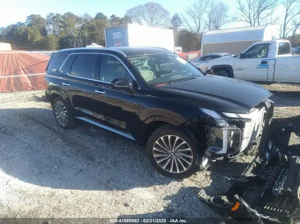 KM8R74GE8SU812181 2025 HYUNDAI PALISADE - Image 1