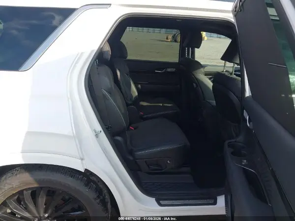 KM8R7DGE8SU929422 2025 HYUNDAI PALISADE - Image 8