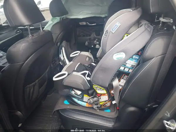 KM8R7DHE4MU264472 2021 HYUNDAI PALISADE - Image 8