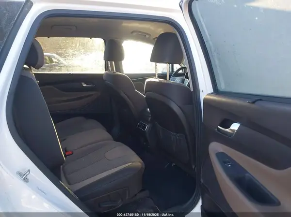 KM8S2DA14MU005827 2021 HYUNDAI SANTA FE - Image 8