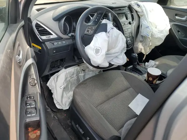 KM8SM4HF0GU140948 2016 HYUNDAI SANTA FE - Image 8