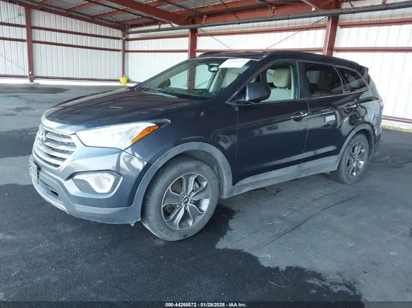 KM8SM4HF0GU152727 2016 HYUNDAI SANTA FE - Image 2