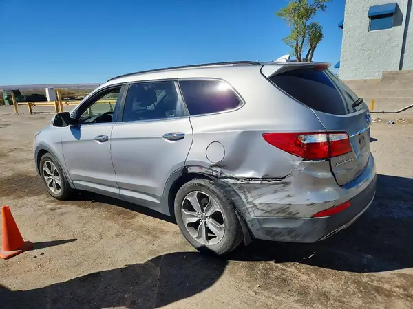 KM8SM4HF0GU165042 2016 HYUNDAI SANTA FE - Image 2