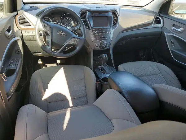KM8SM4HF0HU185650 2017 HYUNDAI SANTA FE - Image 8