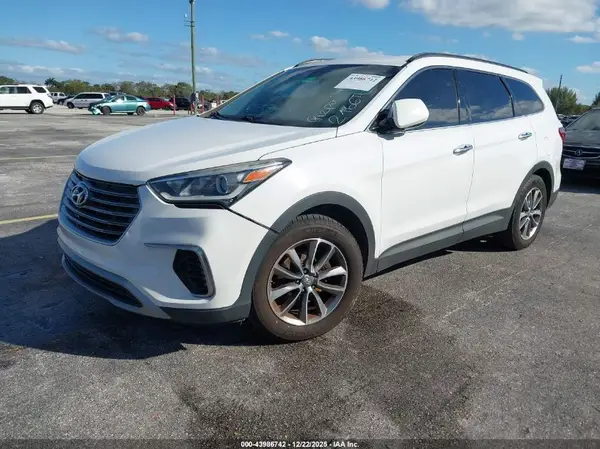 KM8SM4HF0HU216671 2017 HYUNDAI SANTA FE - Image 2