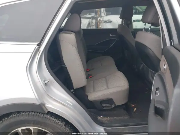KM8SM4HF0HU221403 2017 HYUNDAI SANTA FE - Image 8