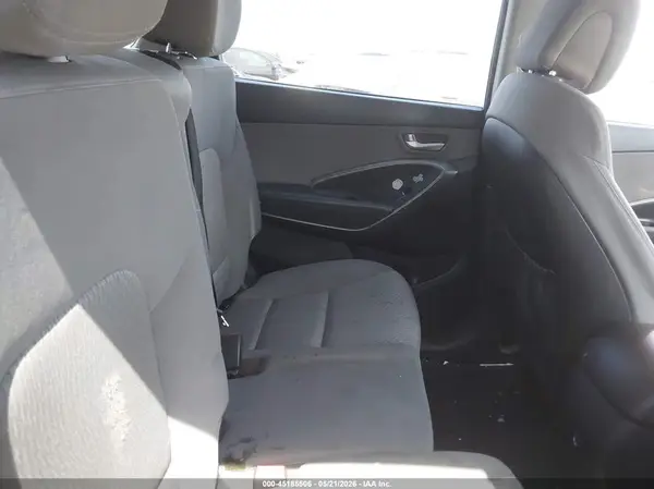 KM8SM4HF0HU240680 2017 HYUNDAI SANTA FE - Image 8