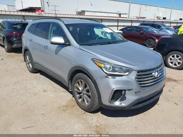 KM8SM4HF0JU270607 2018 HYUNDAI SANTA FE - Image 1