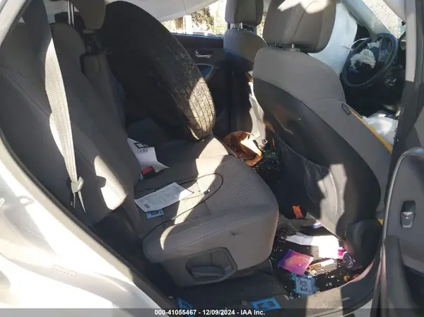 KM8SM4HF0JU283115 2018 HYUNDAI SANTA FE - Image 8