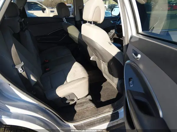 KM8SM4HF0KU306832 2019 HYUNDAI SANTA FE - Image 8