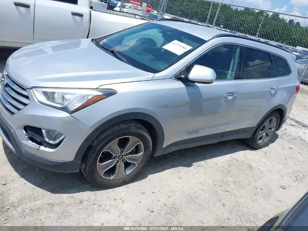 KM8SM4HF1GU154292 2016 HYUNDAI SANTA FE - Image 2