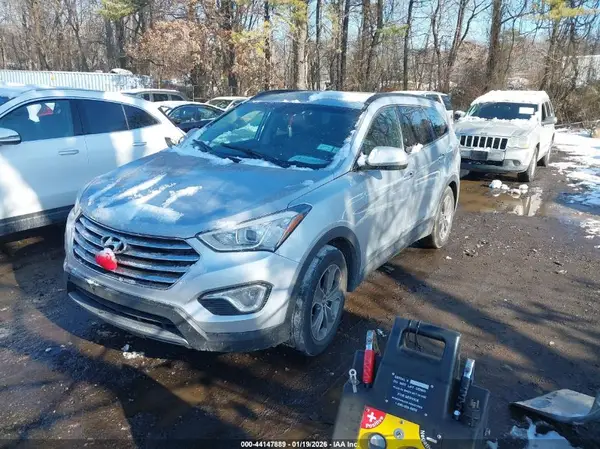 KM8SM4HF1GU160545 2016 HYUNDAI SANTA FE - Image 2