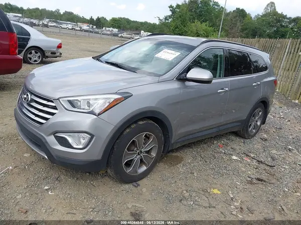 KM8SM4HF1GU162585 2016 HYUNDAI SANTA FE - Image 2