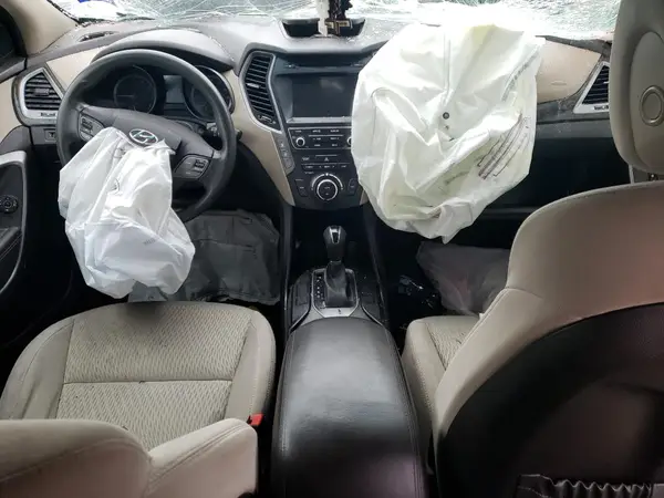 KM8SM4HF1HU205887 2017 HYUNDAI SANTA FE - Image 8