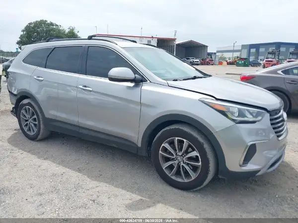 KM8SM4HF1HU242003 2017 HYUNDAI SANTA FE - Image 1