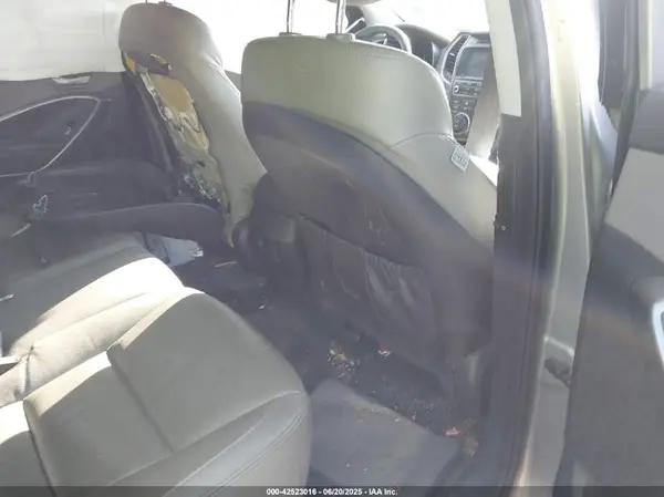 KM8SM4HF1HU243832 2017 HYUNDAI SANTA FE - Image 8