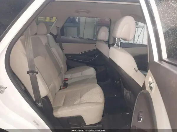 KM8SM4HF1KU302076 2019 HYUNDAI SANTA FE - Image 8
