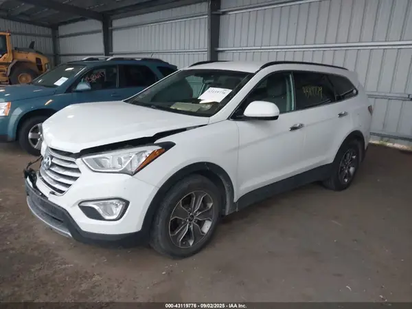 KM8SM4HF2GU134438 2016 HYUNDAI SANTA FE - Image 2