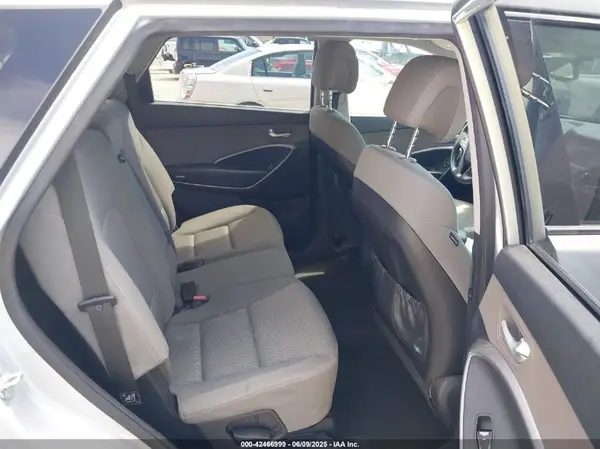 KM8SM4HF2GU144502 2016 HYUNDAI SANTA FE - Image 8