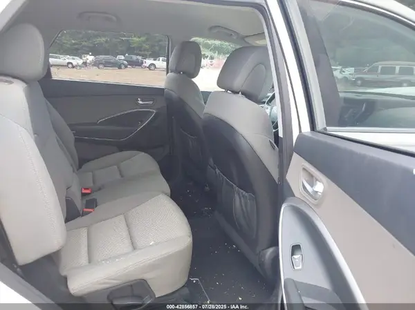 KM8SM4HF2GU153961 2016 HYUNDAI SANTA FE - Image 8