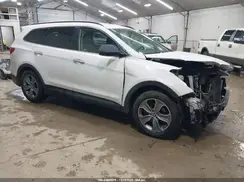 KM8SM4HF2GU162661 2016 HYUNDAI SANTA FE